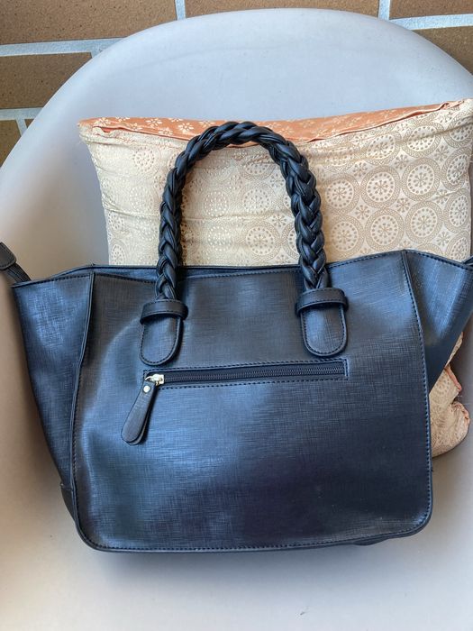 Mala preta como nova