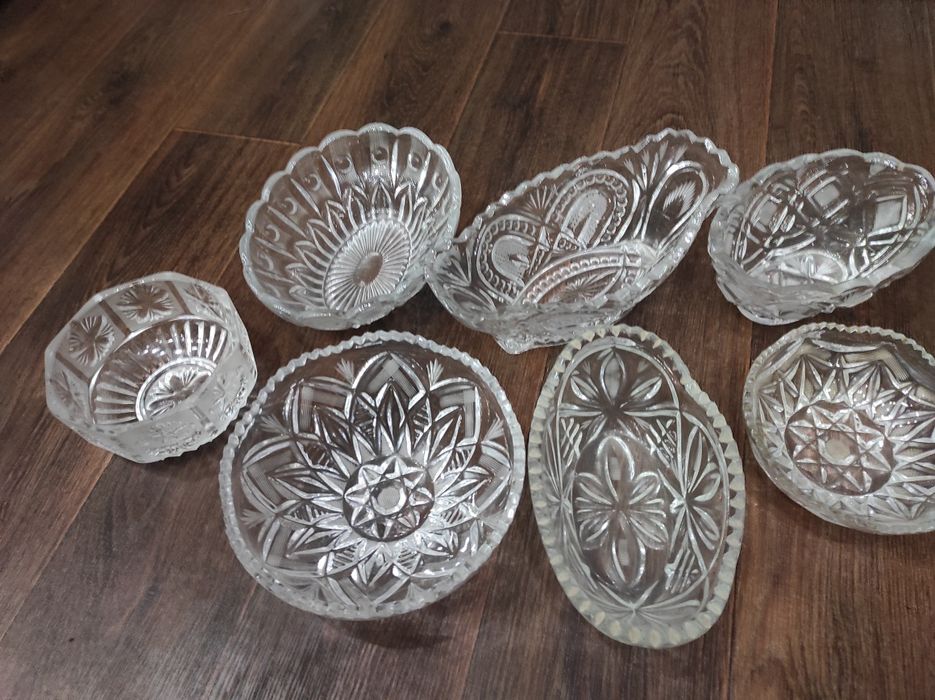Продам хрустальные вазочки