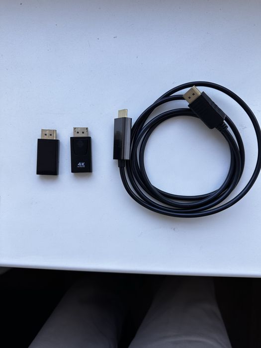 кабель DisplayPort - HDMI і 2 адаптера DP - HDMI