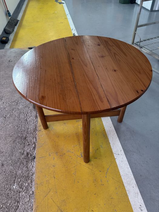 Mesa de madeira dobravel