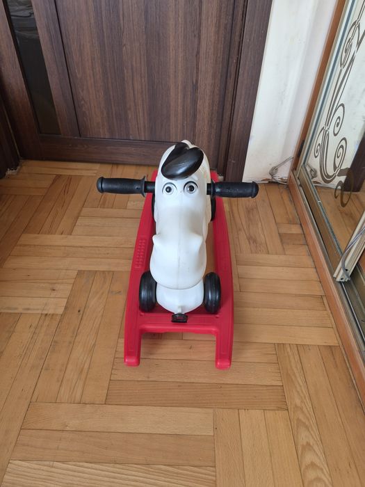 Коник  гойдалка..