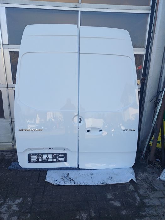 Drzwi tylne Mercedesa Sprintera 907