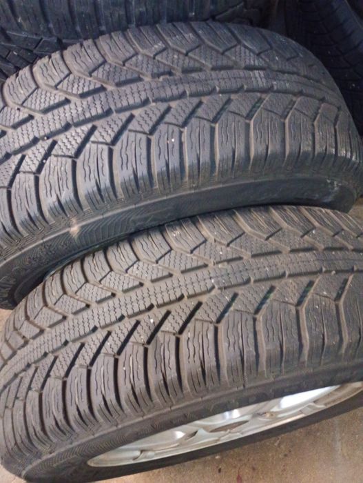 Opony zimowe 195/65R15 semperit