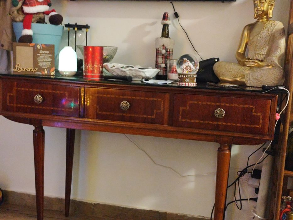 Móvel 3 gavetas  sala