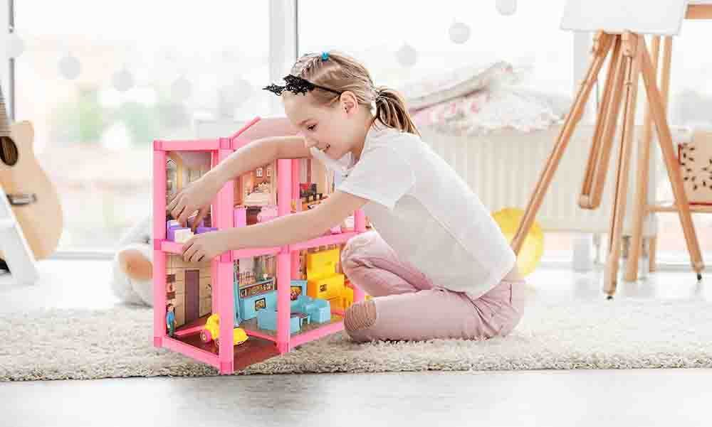 Domek dla Lalek Willa 4 Lalki + Mebelki 32 elementy