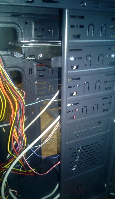 (5шт = 80грн) Переходник для HDD с 5.25" на 3.5"