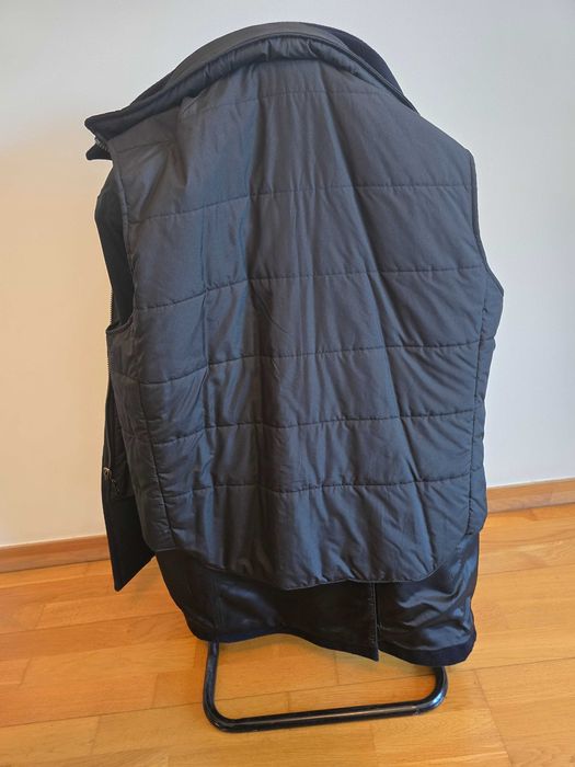 Vendo sobretudo azul-marinho Massimo Dutti,  tamanho L/40, bom estado