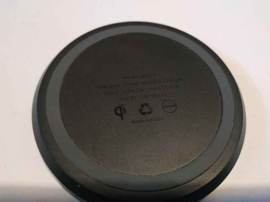 Бесконтактна зарядка 10W
