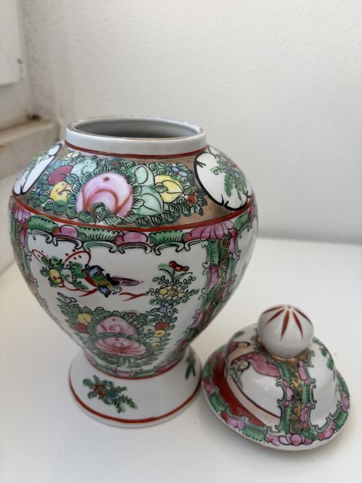 Ancient Chinese Porcelain Jar513316200058071041