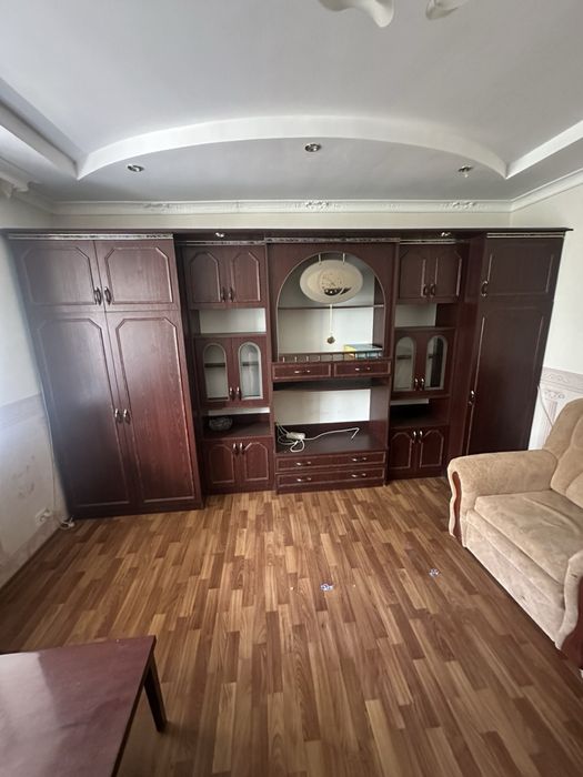 Продам стенку в зал