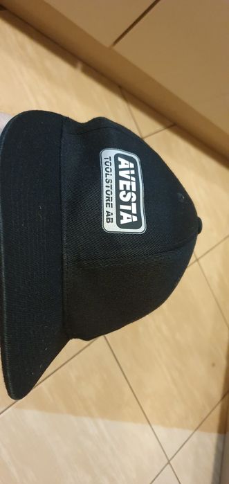 Czapka z daszkiem kolor czarny rozmiar L/XL stan bardzo dobry