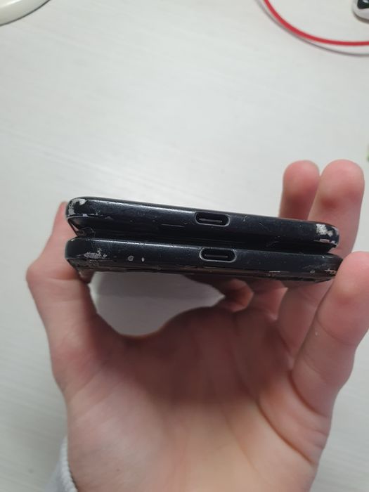 Продам два Google pixel 2 xl