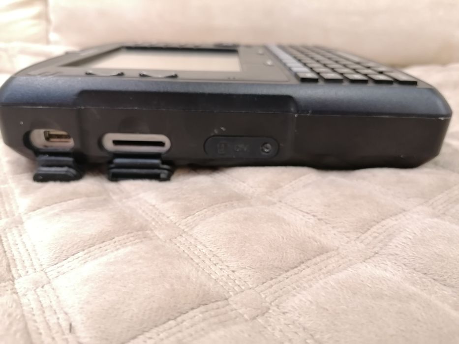 Мобільний захищений комп'ютер Motorola VC6096