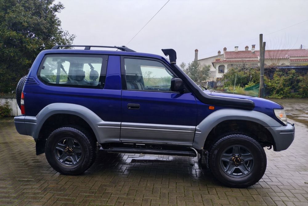 TOYOTA LAND CRUISER 3.0