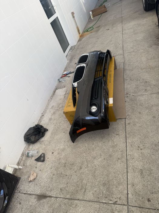 Продам бампер f30 рестайлінг