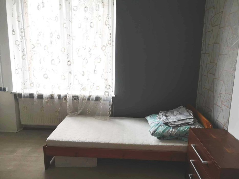 dwa miejsca w pokoju do wynajecia  кімнати для співробітників 700 zl/miesiac