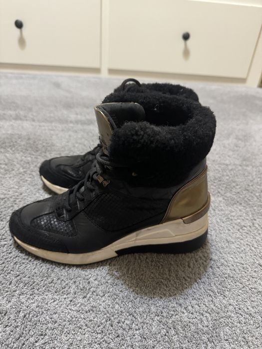 Bota Sapatilha Michael Kors