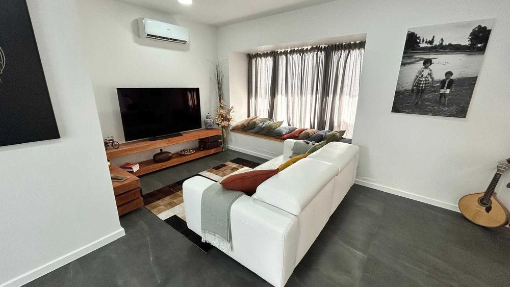 Moradia T2 com 3 Casas de Banho em Arraiolos/Sem Licença de Habitação