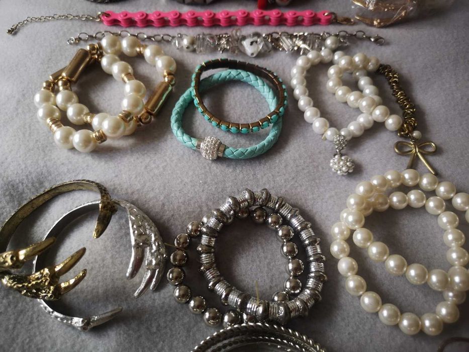 conjunto de pulseiras