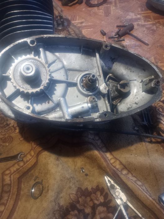 Продам двигатель Ява старушка