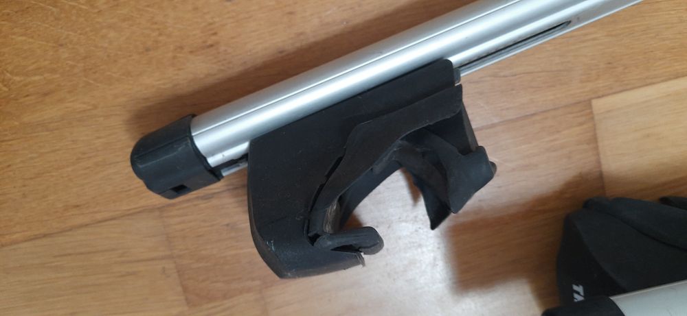 Barras de tejadilho THULE  - Laguna (110cm)