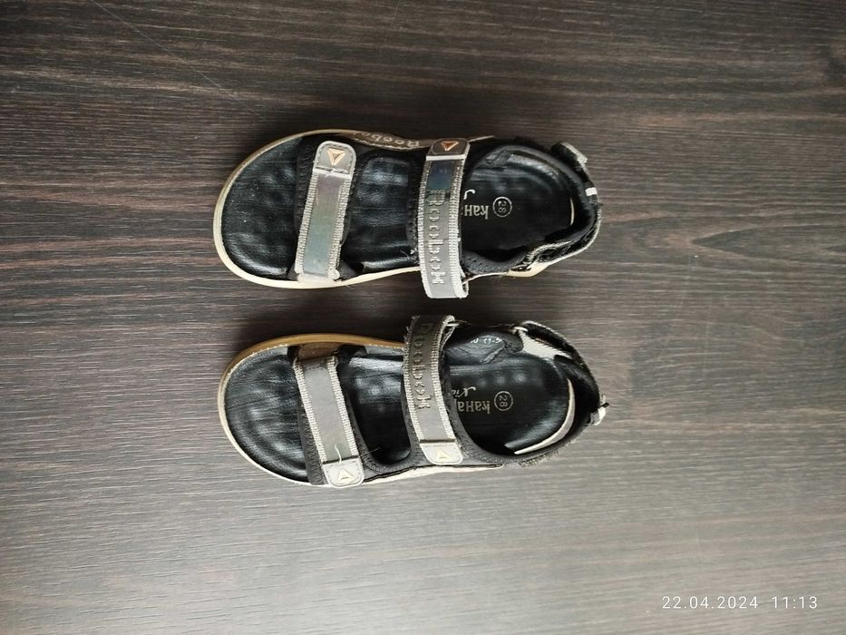 Продам сандалі дитячі