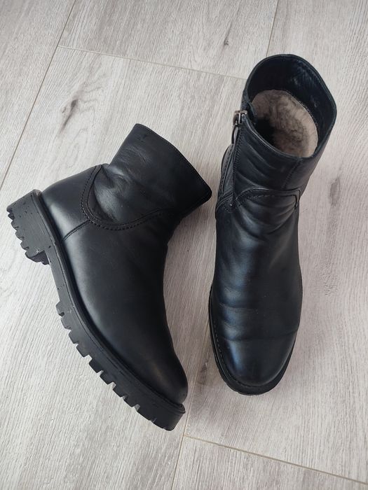 Жіночі черевики шкіра