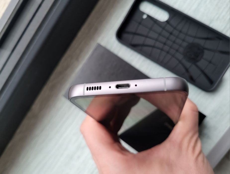 Продам телефон Samsung S 23FE 128GB