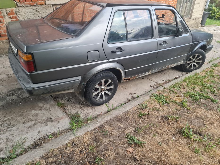 Volkswagen Jetta 2