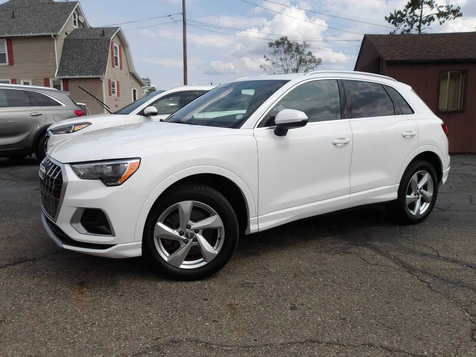 Audi Q3      2019