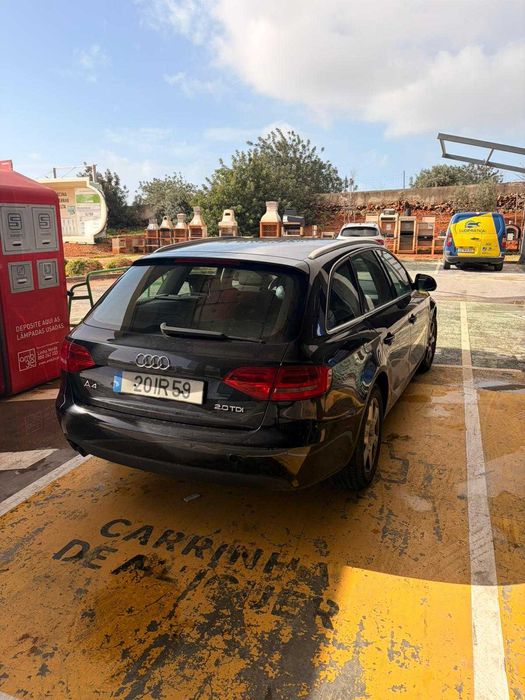 Audi A4 bem estimado