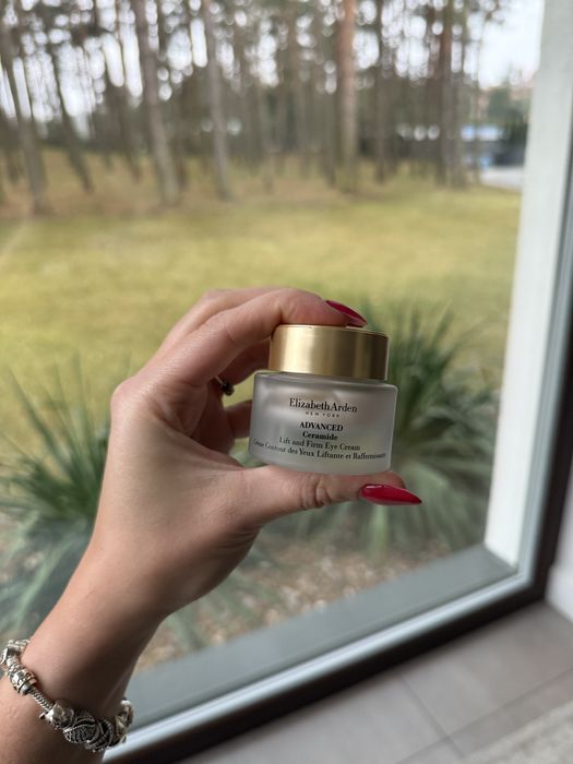 Krem pod oczy Elizabeth Arden Advanced Ceramide liftingujący