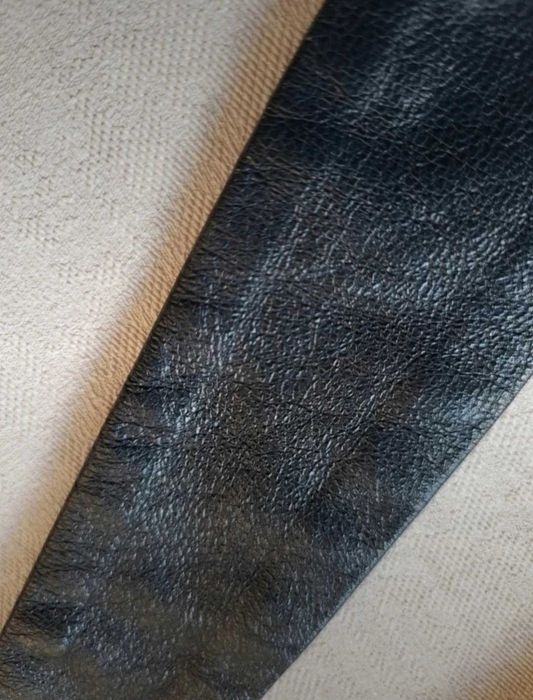 Skórzany krawat pasek leather 100% skóra naturalna wąski śledź granat