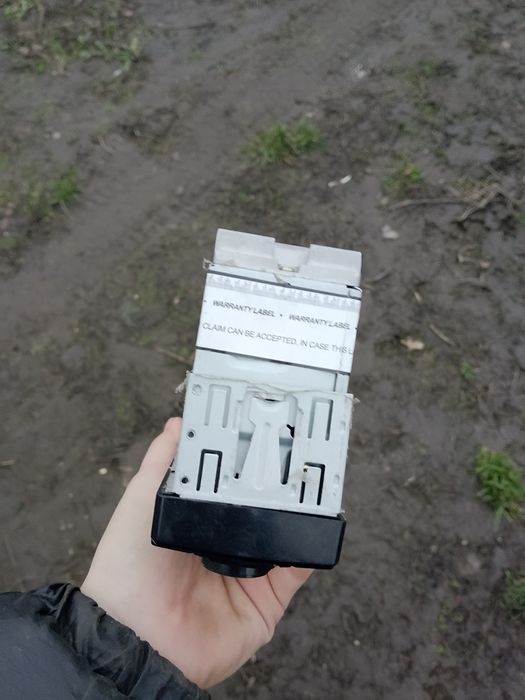 Магнітола з камерою заднього виду