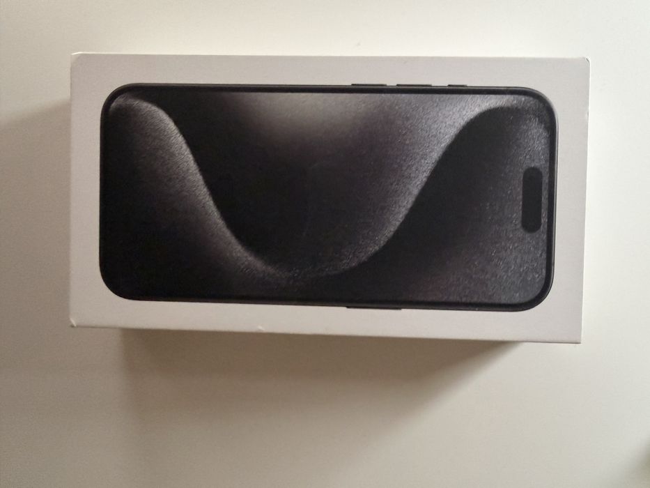 Iphone 15 pro , stan bardoz dorby