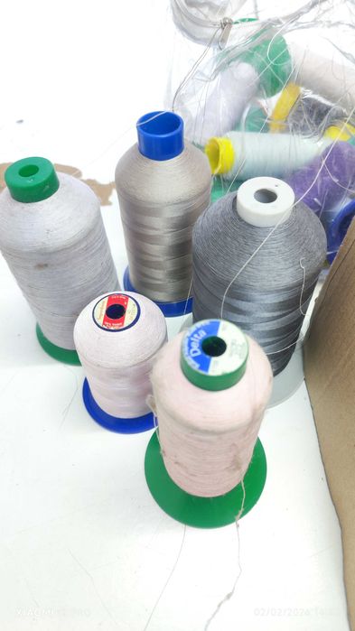 Lote de linha Poliéster, Nylon e Mousse