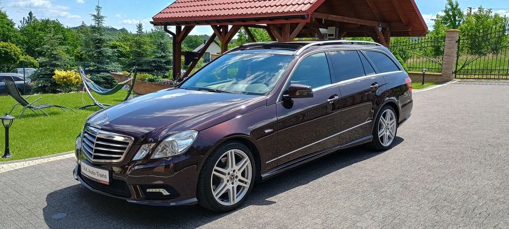 Mercedes-Benz Klasa E Mercedes E300CDI AMG Pakiet