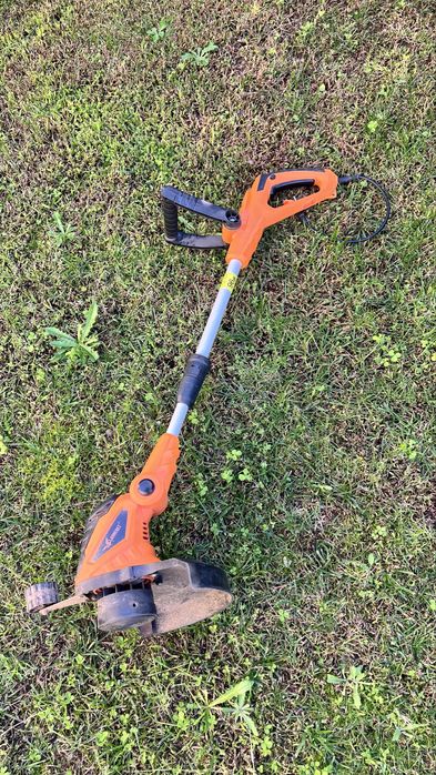 Aparador de relva 550w