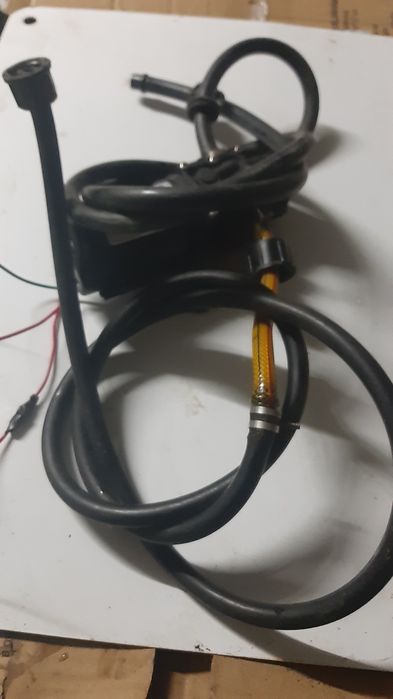 Bomba de água a funcionar como nova