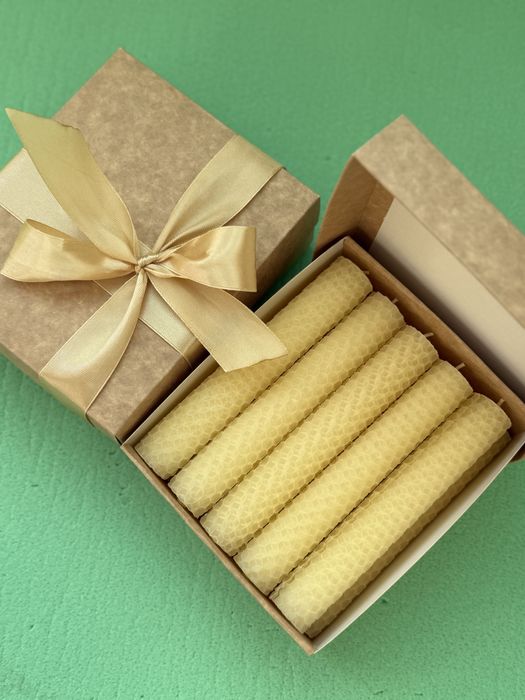 Корпоративні подарунки — свічки з вощини ручної роботи