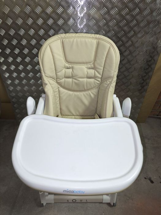 Продам стільчик для годування mioobaby soul
