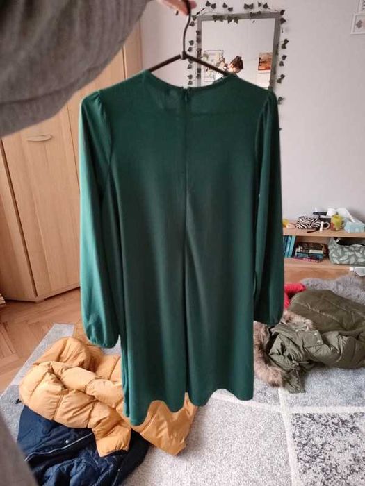 Sukienka XS Reserved