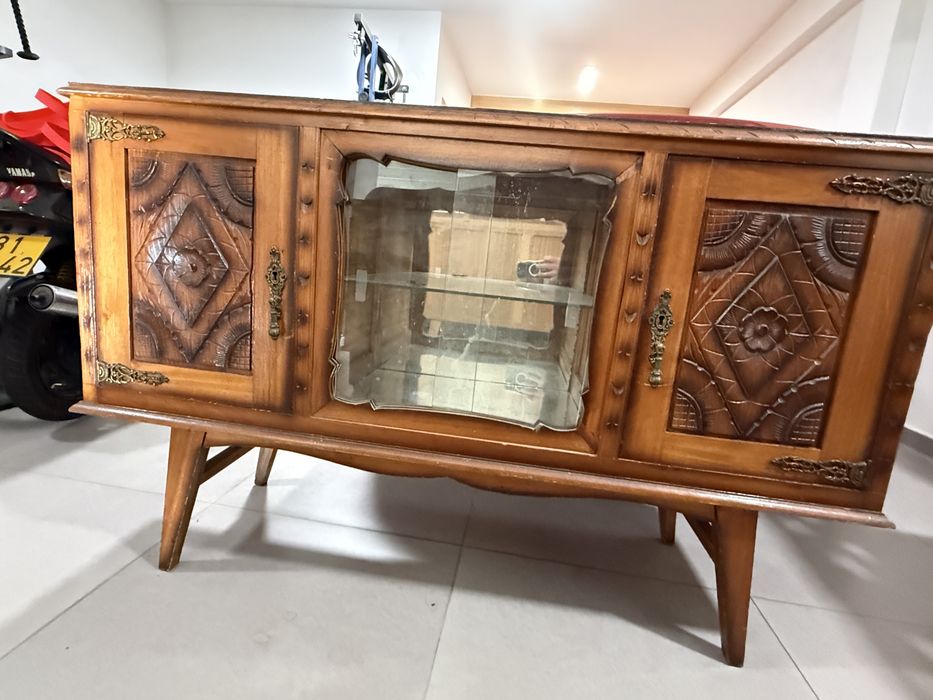 Conjunto de dois aparadores