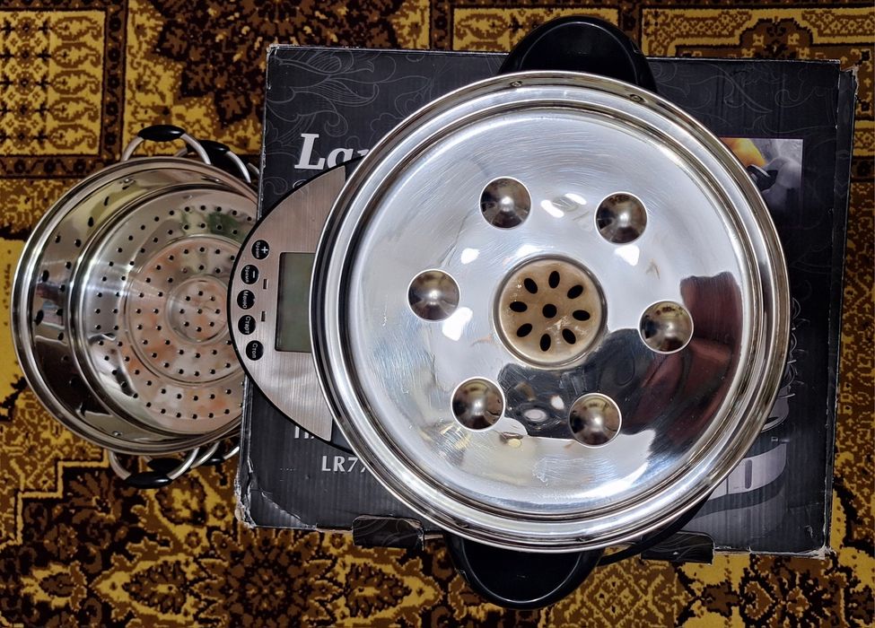 Пароварка Laretti LR7701