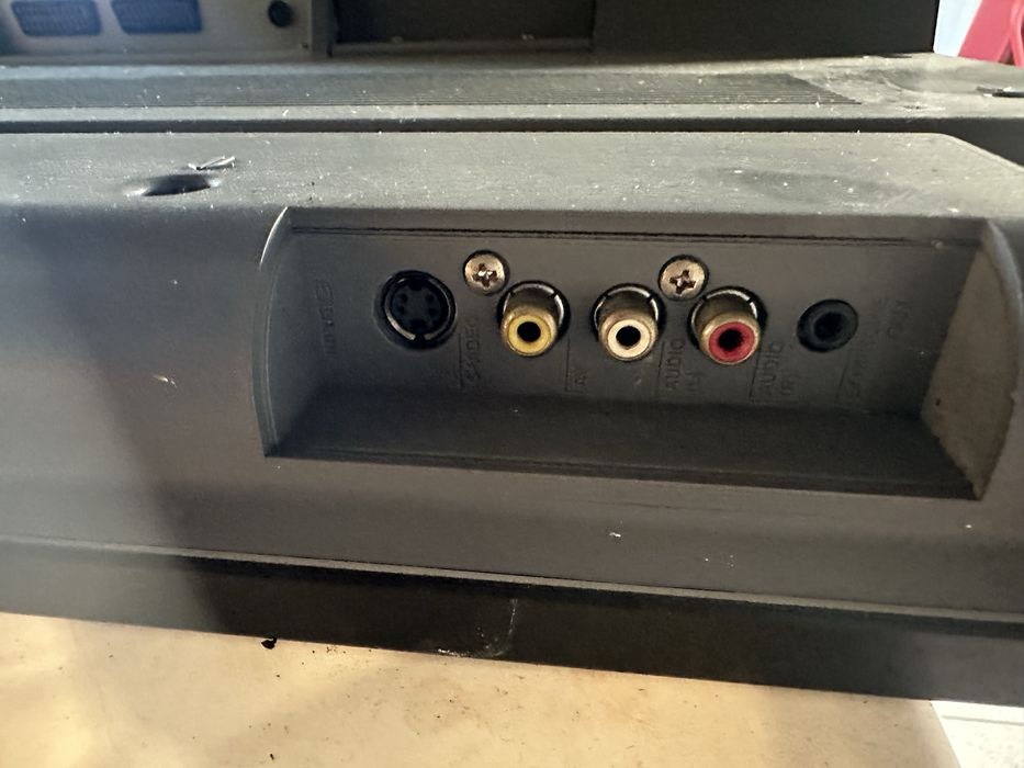 TV LCD 32” Mirai DTL-532W100 * Oportunidade