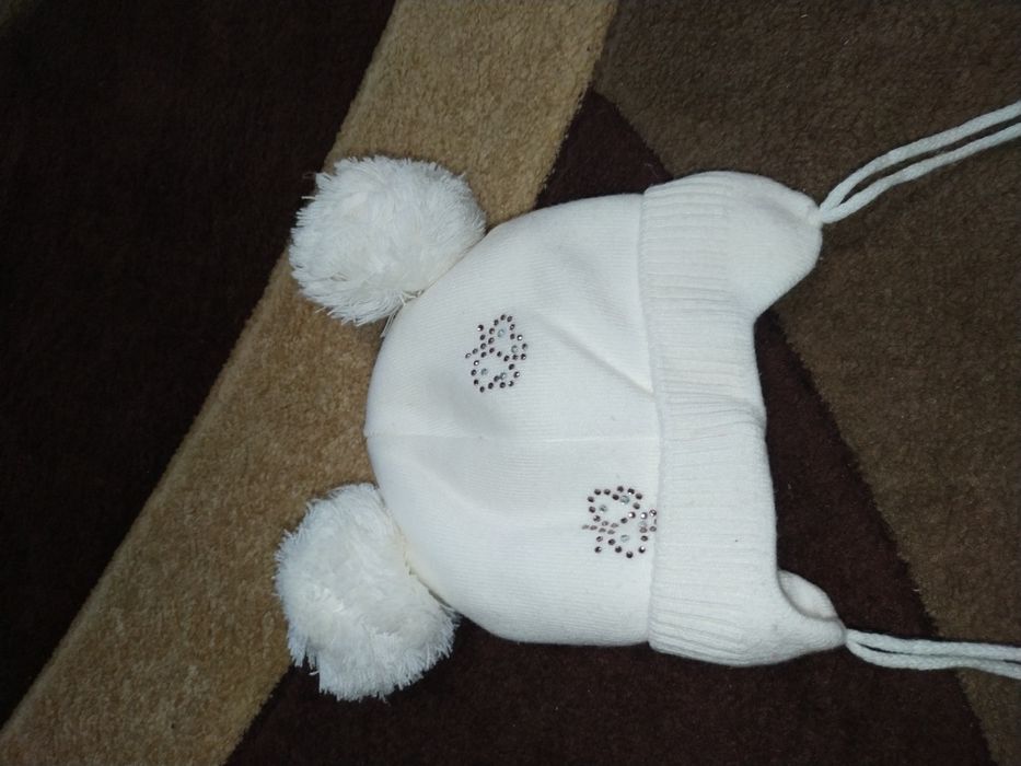 Шапочка на девочку 1-1,5 года