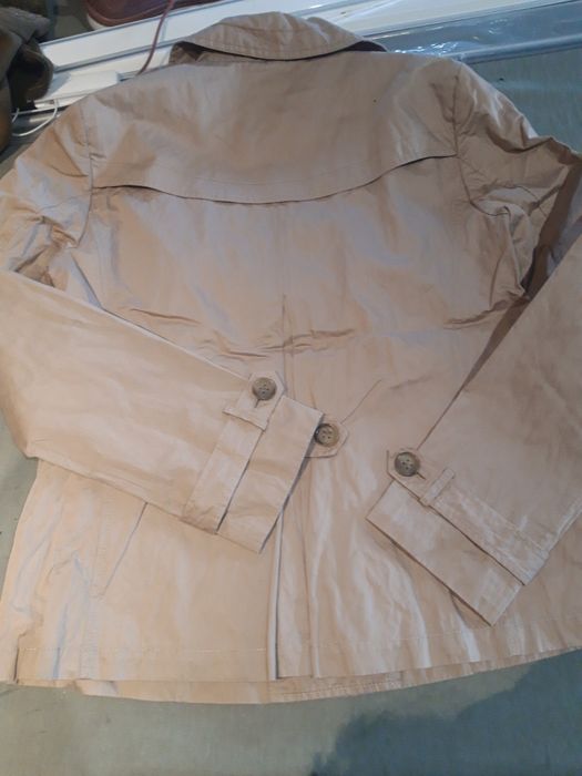 Casaco Bege marca Esprit