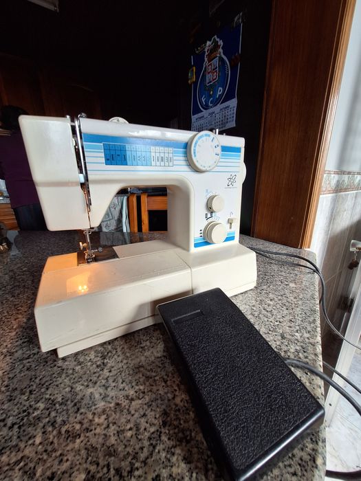 Máquina de costura