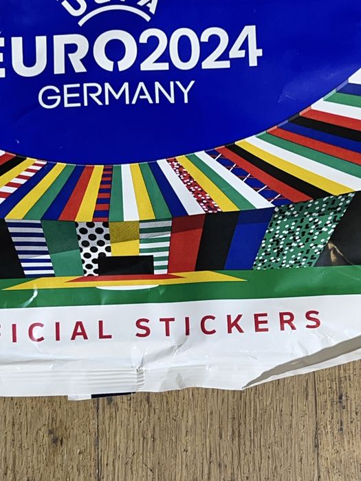 Pack Topps UEFA EURO 2024 - Álbum Oficial + 65 Stickers (Novo)