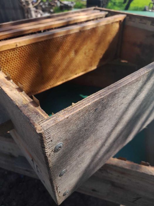 Продам вулики 10 рамкові .